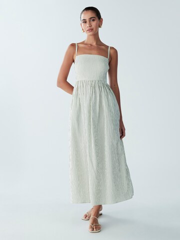 Abito 'Lanah' di St MRLO in beige: frontale