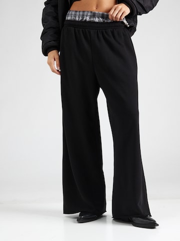 WEEKDAY Wide leg Trousers 'Wendy' in Black: front