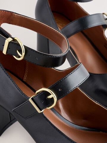 Next Pumps in Black