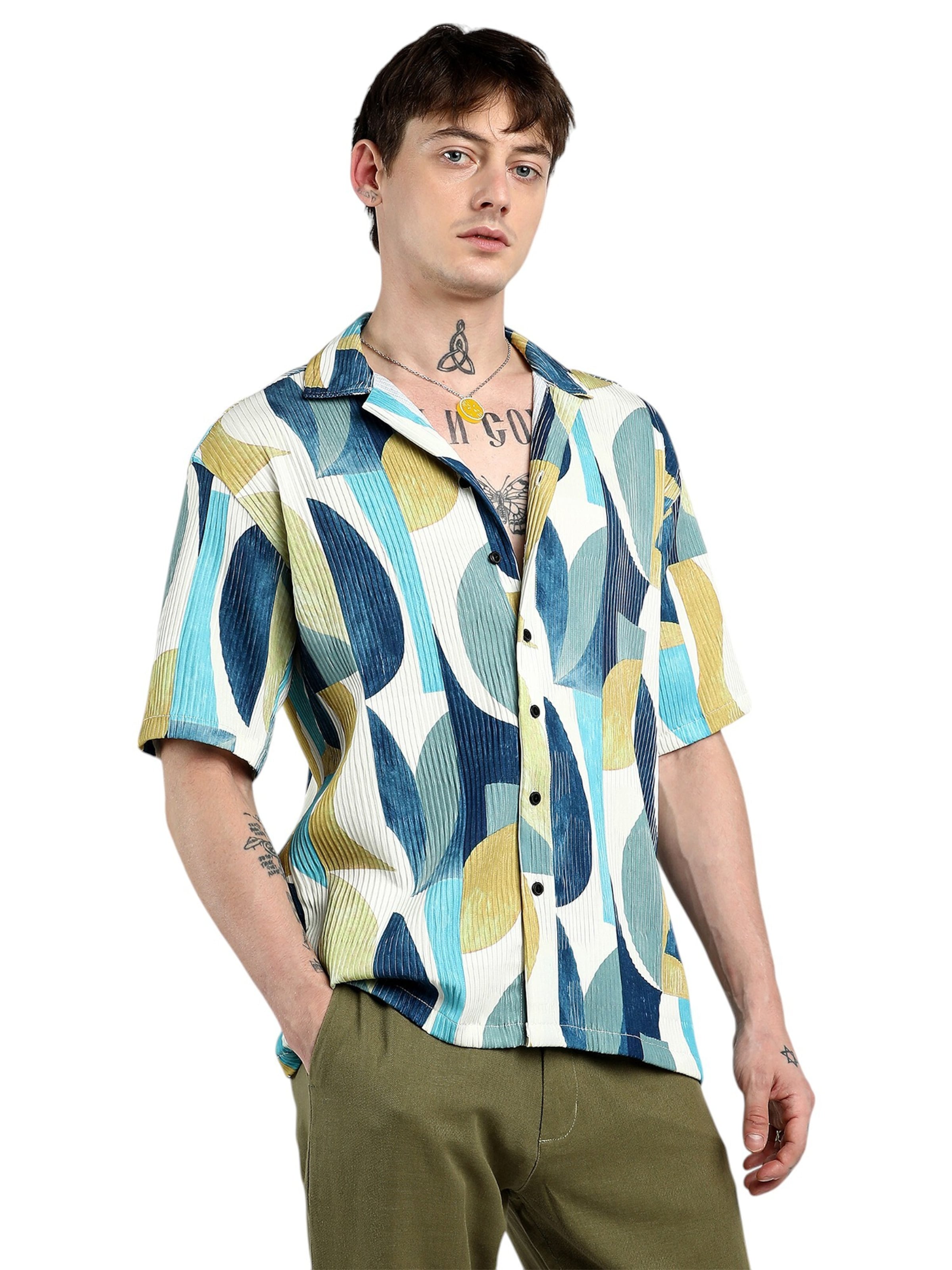 Campus Sutra Comfort fit Button Up Shirt 'Tammie' in Mixed colours