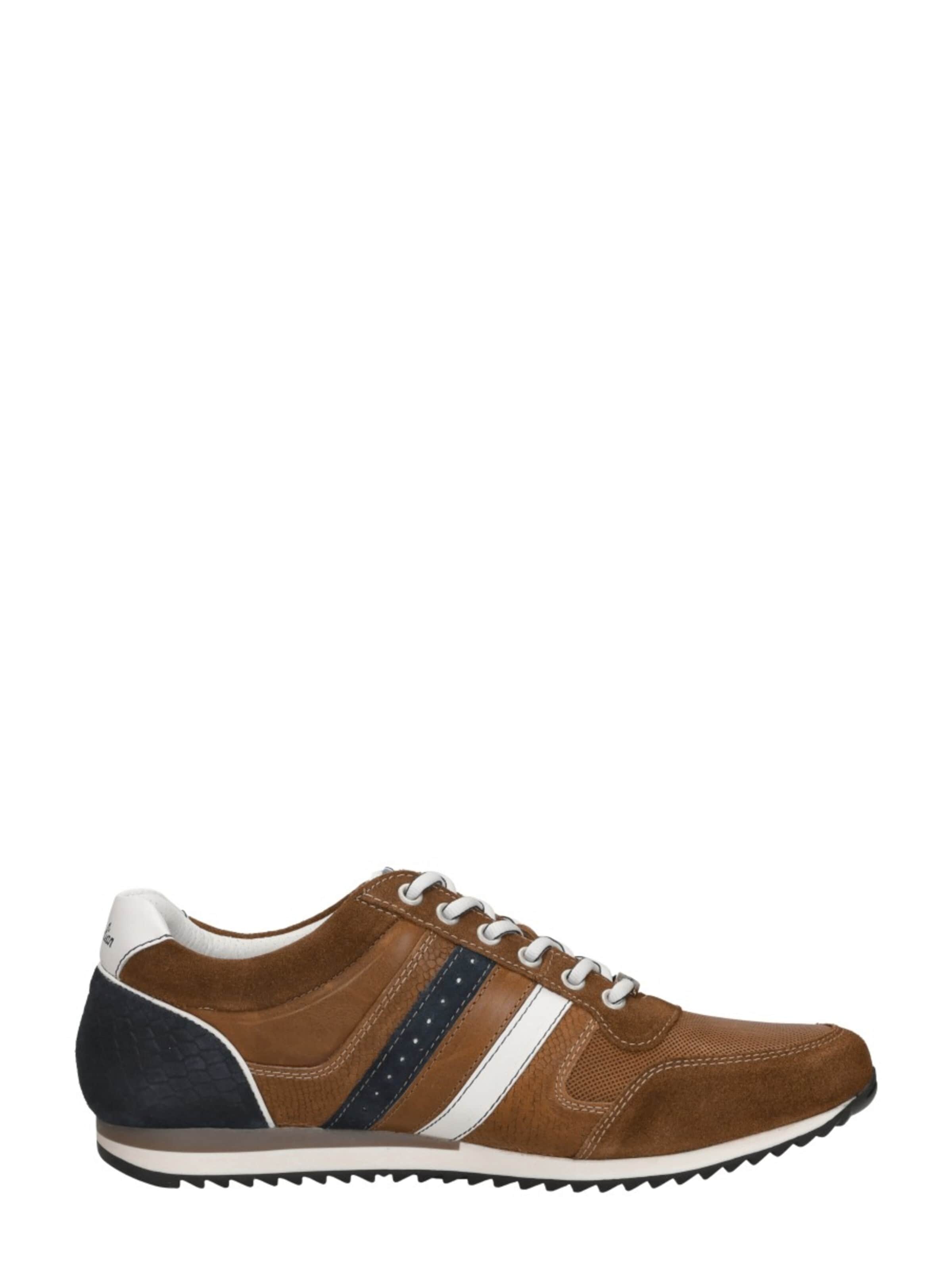 Australian Platform trainers 'Camaro' in Brown