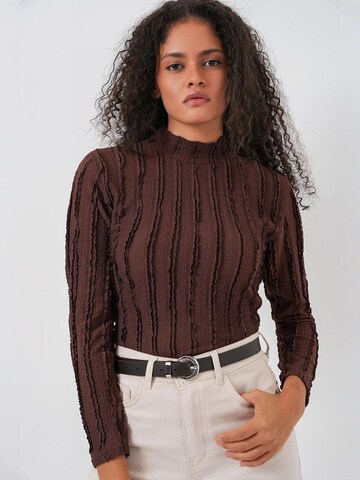 Bigdart - Blusa em castanho