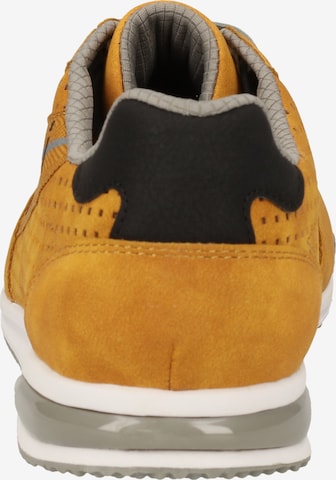 bugattiSportske cipele na vezanje 'Trevor' - žuta boja