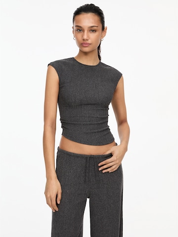 Pull&Bear Tričko – šedá: přední strana