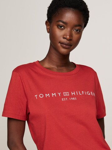 TOMMY HILFIGER T-Shirt in Rot