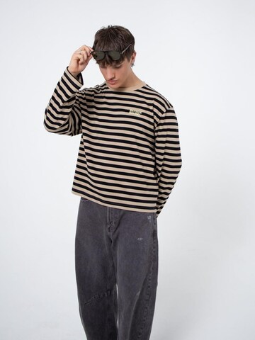 BAYSIDE BOUND Oversized shirt 'THE GOOD LIFE UNISEX LONGSLEEVE' in Beige