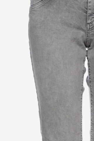 s.Oliver Jeans in 27-28 in Grey