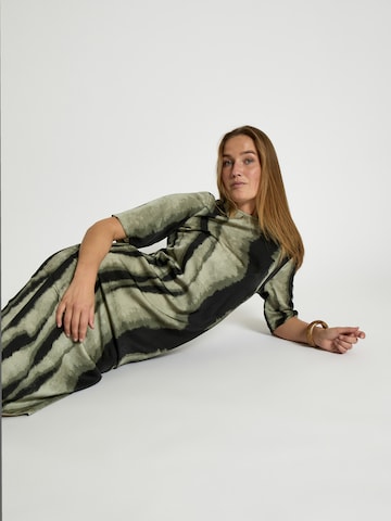 Robe 'Jeanne' Peppercorn en vert