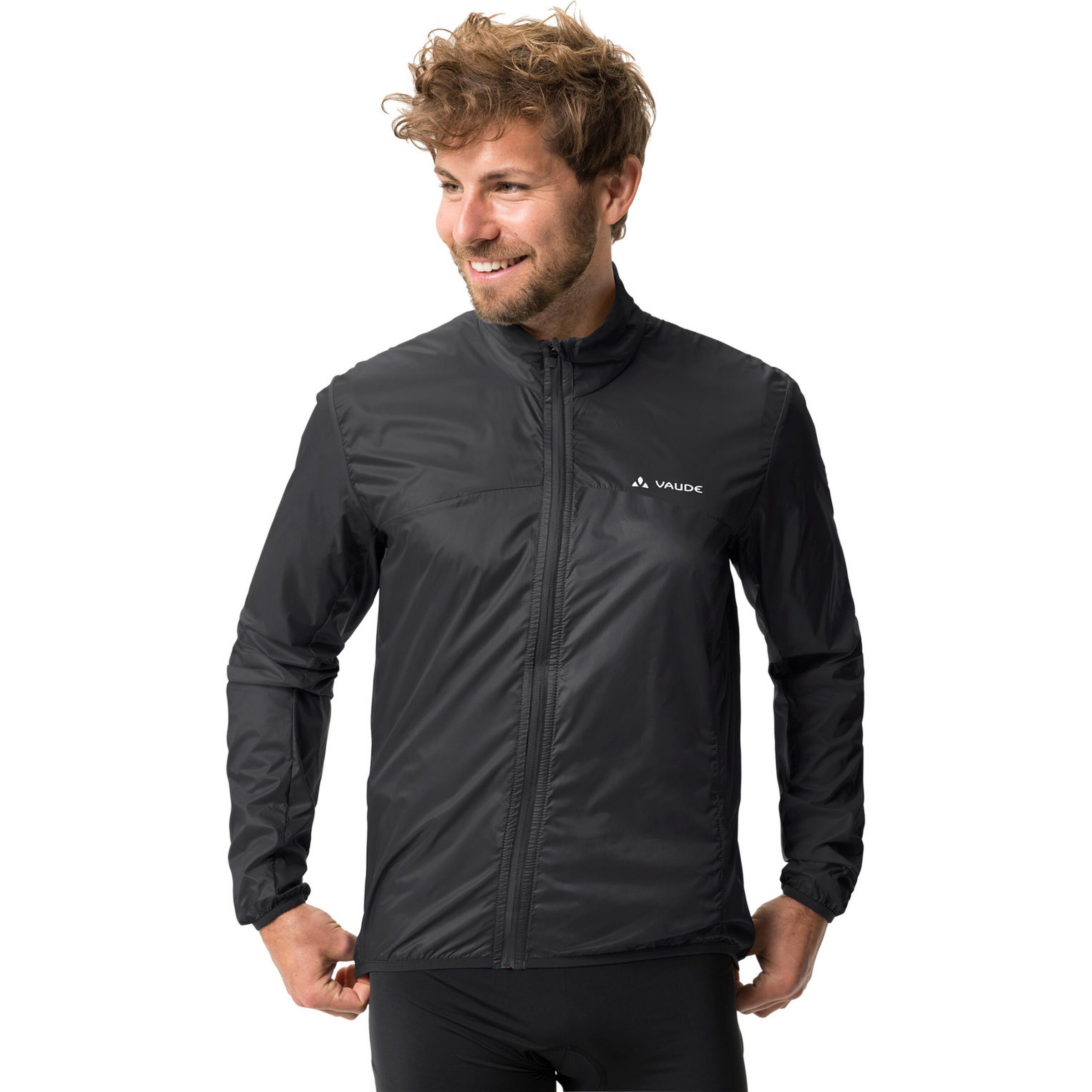 VAUDE Fahrradjacke 'Matera Air' in Schwarz: Vorderseite