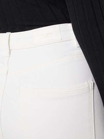 VERO MODA Skinny Jeans 'Sophia' in White