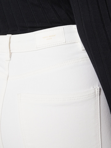 Skinny Jean 'Sophia' VERO MODA en blanc