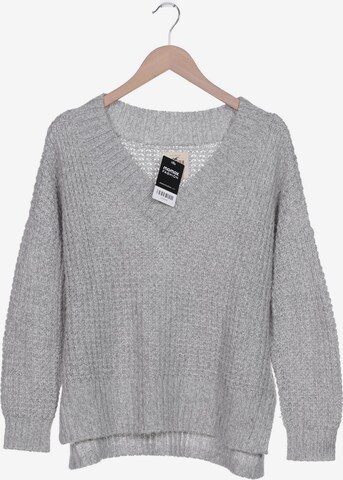 HOLLISTER Sweater & Cardigan in M in Grey: front