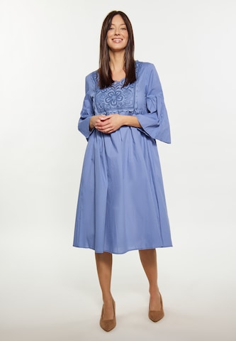 Usha Φόρεμα σε μπλε: μπροστά