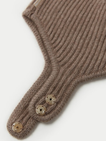 Berretto 'Knitted Aviator Cap' di GOBI Cashmere in grigio