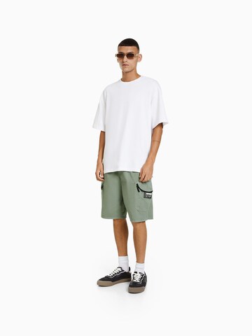 Bershka Loosefit Shorts in Grau