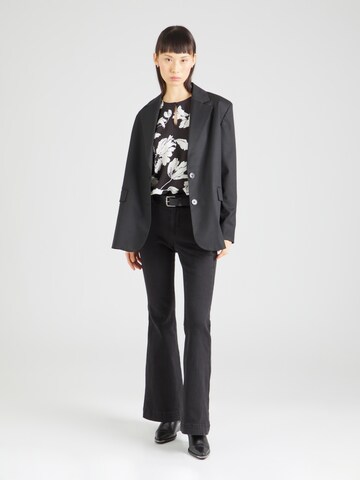 Bluză 'VMMACHA' de la VERO MODA pe negru