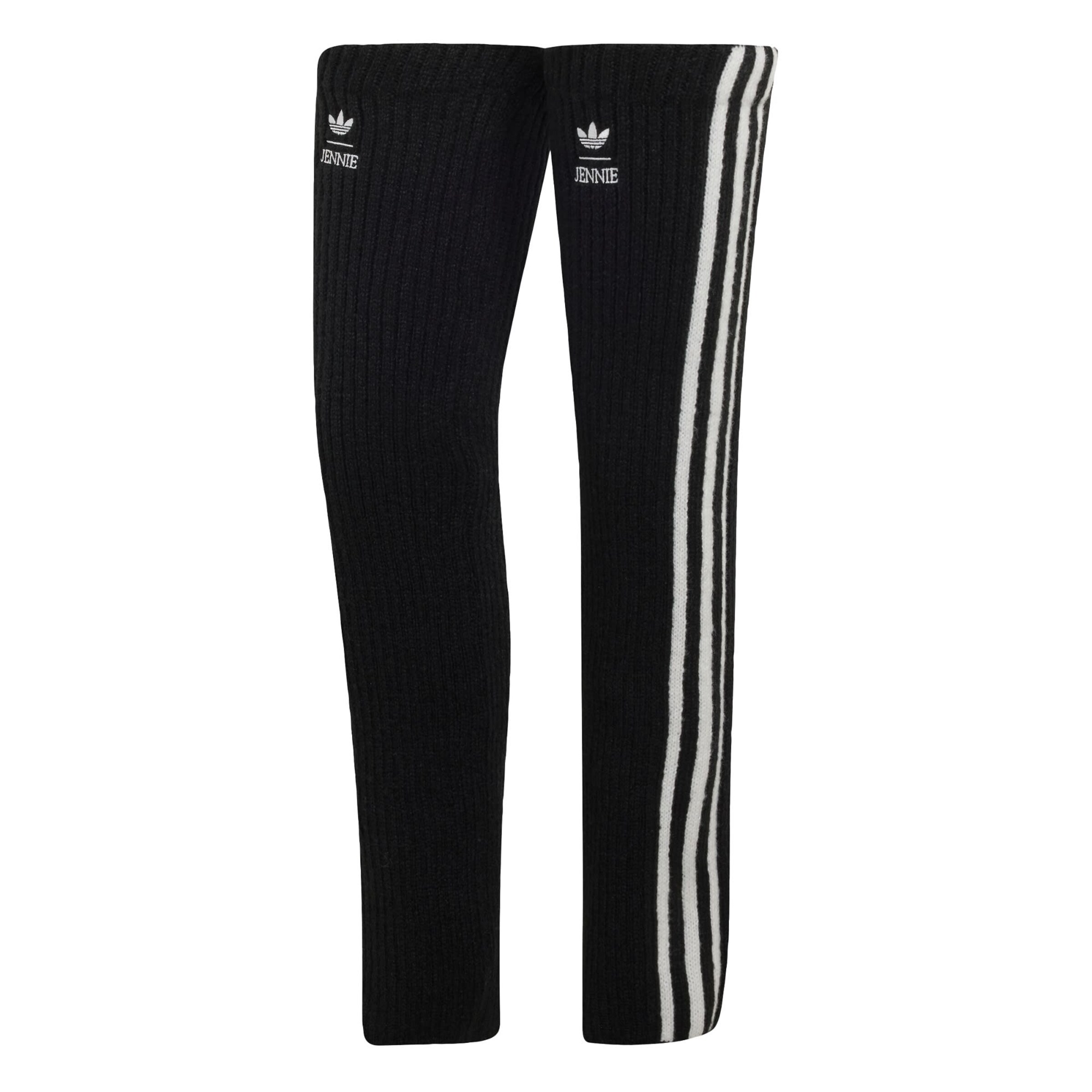 ADIDAS ORIGINALS Návleky na nohy 'Adiluna Season 2 x Jennie' – černá: přední strana