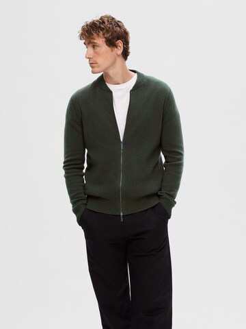 SELECTED HOMME Knit Cardigan in Green: front