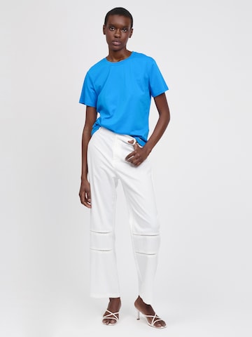 Influencer Тениска в синьо