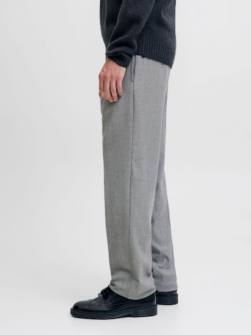 regular Pantaloni di JACK & JONES in grigio