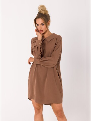 made of emotion - Vestido camisero en marrón: frente
