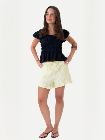 regular Pantaloni ' Ambra ' di ITS MAY in giallo