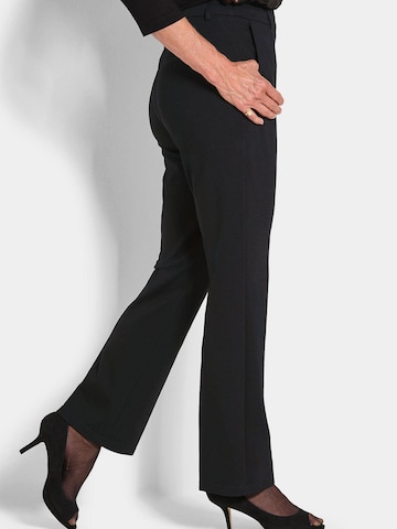 Regular Pantalon à plis 'Carla' Goldner en noir