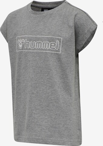 Hummel - Camiseta en gris