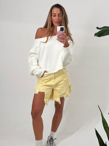 regular Jeans di Kamila Šikl in giallo