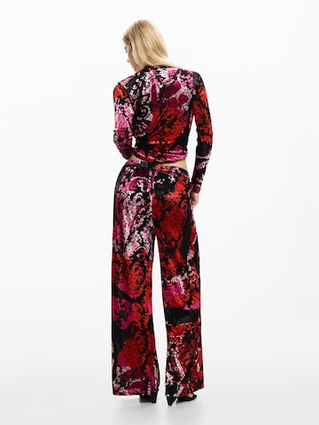 Desigual Bő szár Nadrág - fekete