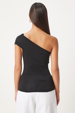 Haut Happiness İstanbul en noir