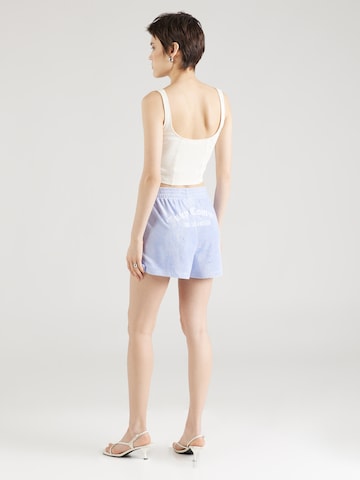 Juicy Couture Regular Shorts  'PERRY' in Blau