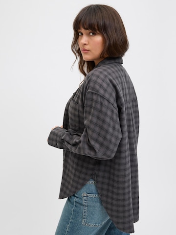 Camicia da donna 'JXJamie' di JJXX in grigio