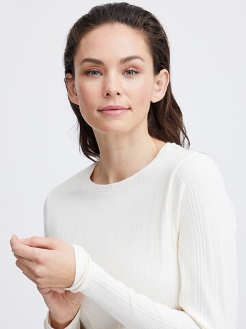 T-shirt 'Amanza' Fransa en blanc