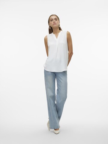 Chemisier VERO MODA en blanc