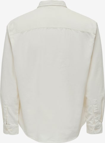 Coupe regular Chemise 'Alp' Only & Sons en blanc