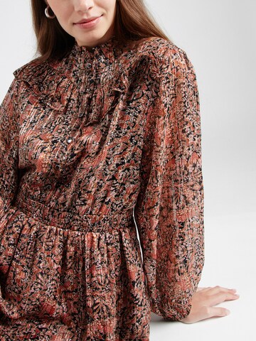 Abito camicia di Molly BRACKEN in rosso
