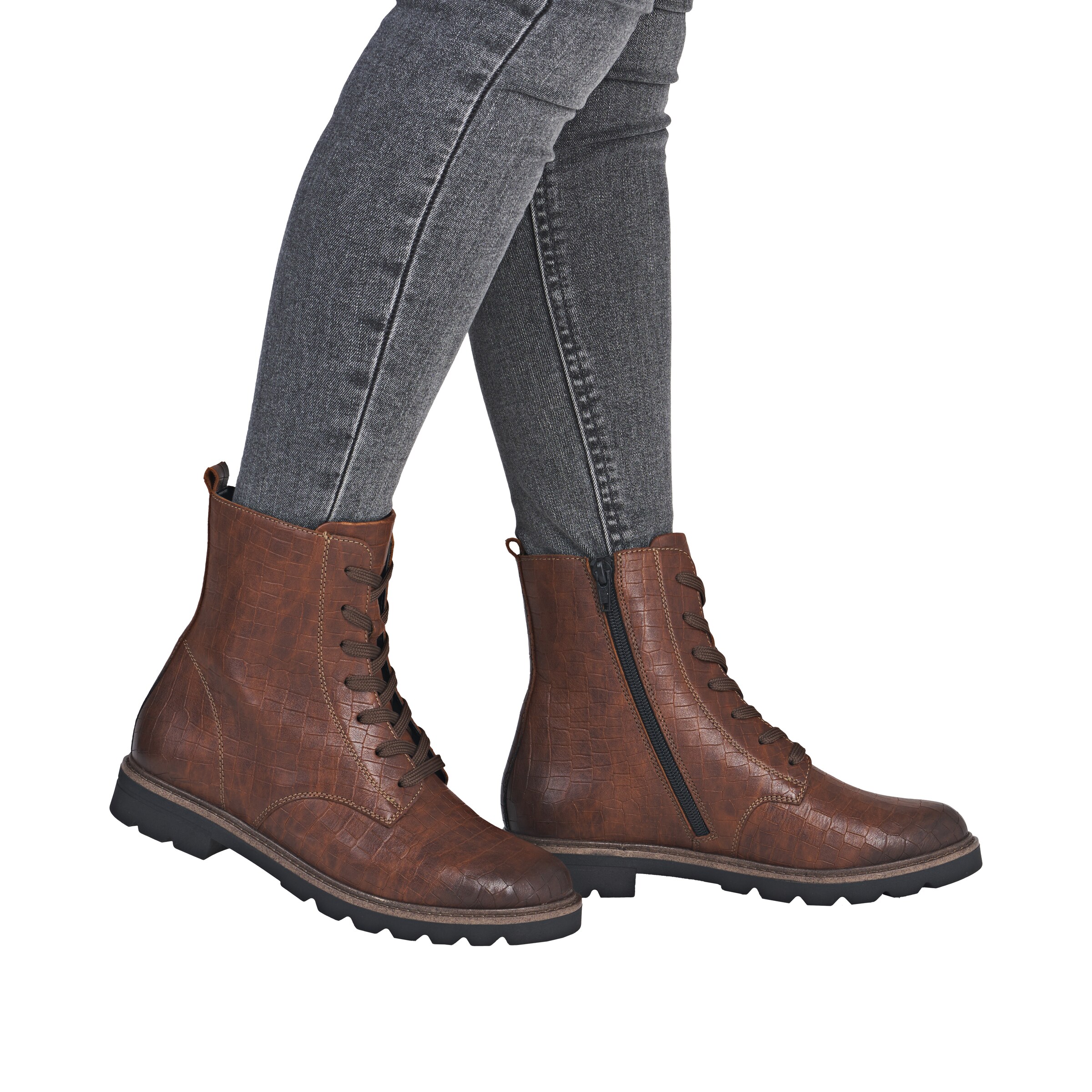 Bottines à lacets 'D2Q71' REMONTE en marron