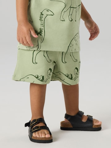 Regular Pantalon NAME IT en vert : devant