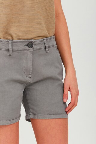 Oxmo Regular Shorts 'KATHY' in Grau