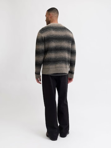 JACK & JONES Pullover '12286239'‌ in Braun