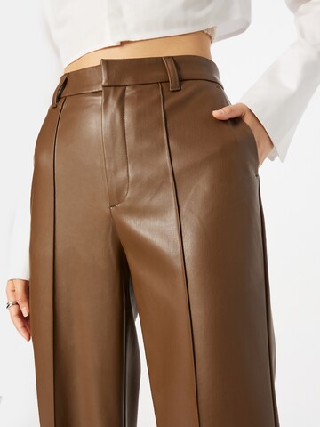 NA-KD Loose fit Pleated Pants in Brown