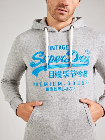Felpa di Superdry in grigio