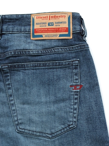 DIESEL Skinny Jeans '1979 Sleenker'‌‌ in Blau