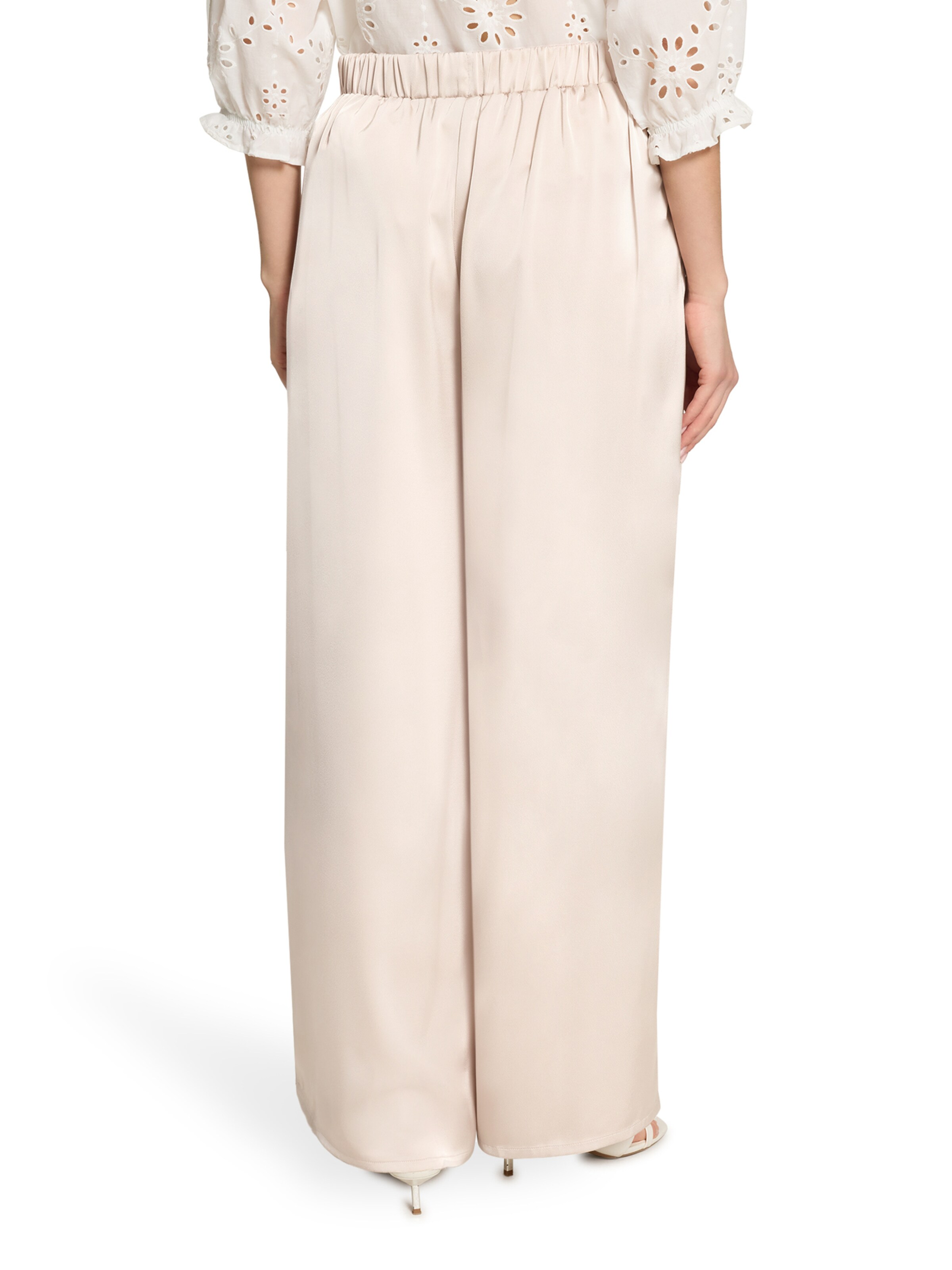 Betty Barclay Regular Pants in Beige