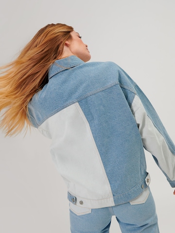 ABOUT YOU x Swalina&Linus Between-Season Jacket ' Nikita' in Blue