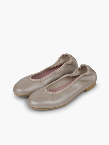 Pisamonas - Bailarina en beige