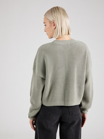 HOLLISTER Sweater in Green