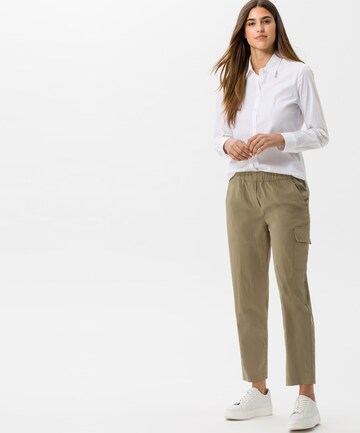 BRAX Loosefit Hose 'Morris' in Grün: Vorderseite