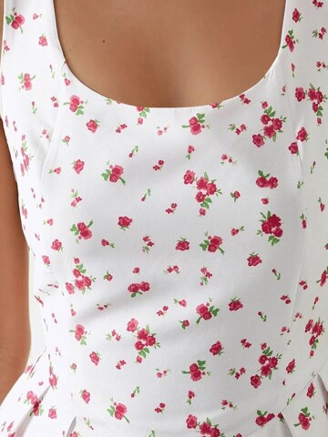 Hiccup - Vestido em branco